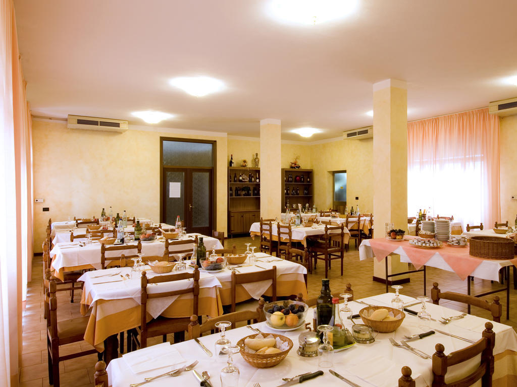 Hotel Belvedere Castrocaro Terme Εξωτερικό φωτογραφία